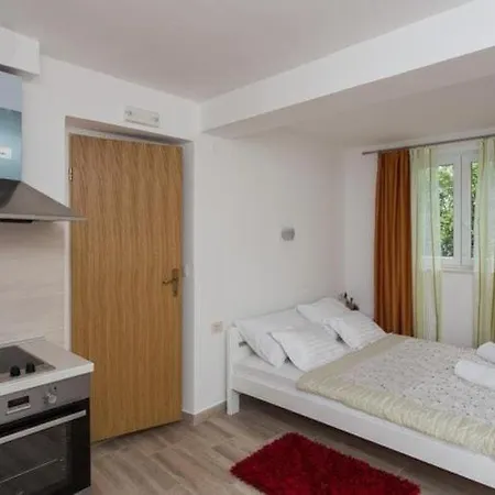 Anka- With Balcony *