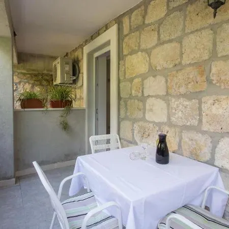 アパート Anka- With Balcony *