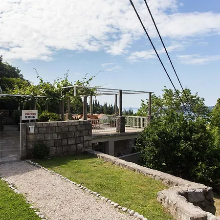Anka- With Balcony Apartment *